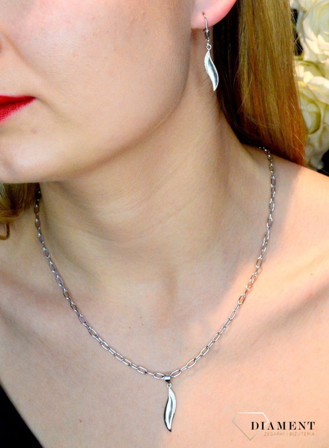 Srebrny łańcuszek 925 ankier 3 mm rodowany DIA-LAN-19VL-R-925 3mm. Łańcuszek to bardzo dobry pomysł na prezent dla siebie lub bliskiej osoby. Najchętniej wybierany jest jako prezent urodzinowy .Łańcuszek to bardzo dobry pomysł.jpg